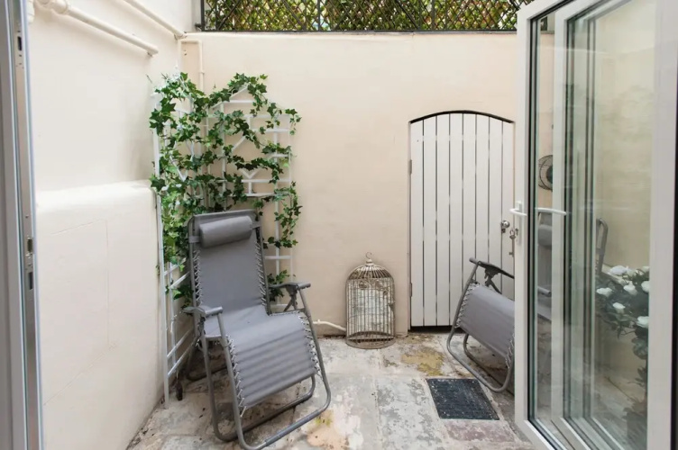 21 Montpellier Terrace