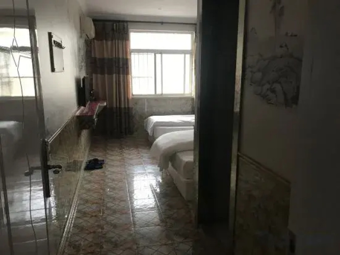 Lvou Hotel