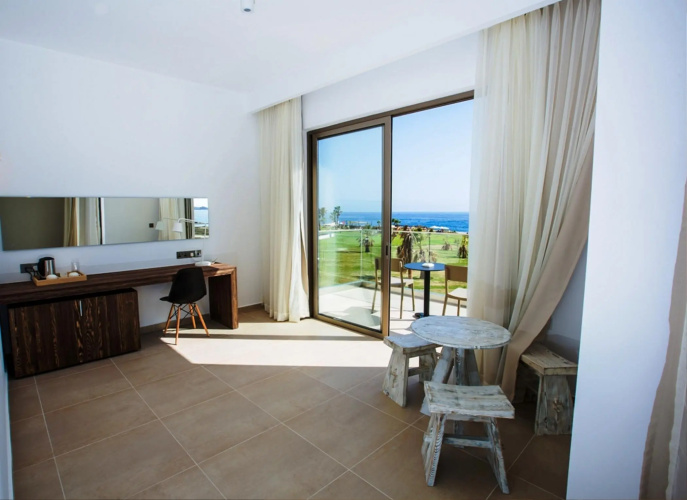 Amphora Hotel & Suites photo 12