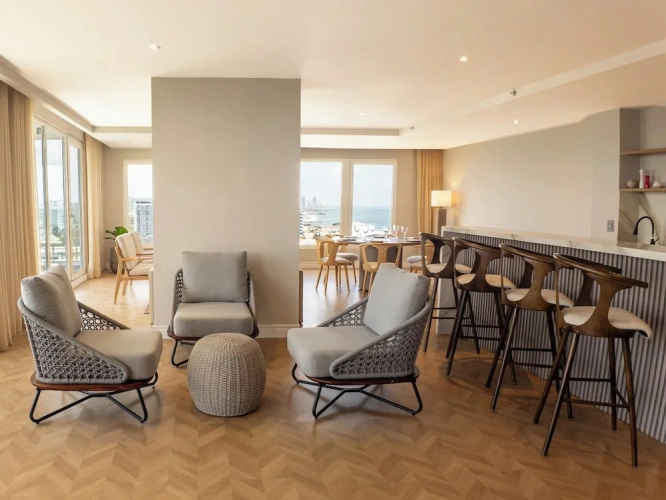 Presidential Double Suite with balcony