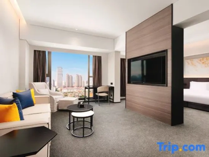 Deluxe Double Suite