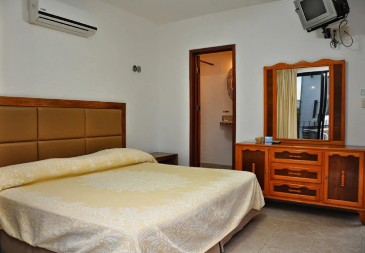 Chac Chi Hotel and Suites
