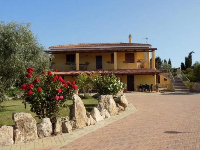 2 Bedrooms Double Suite
