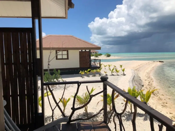Bungalow with sea view