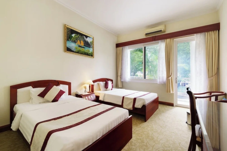 Premium Twin room with balcony and with city view