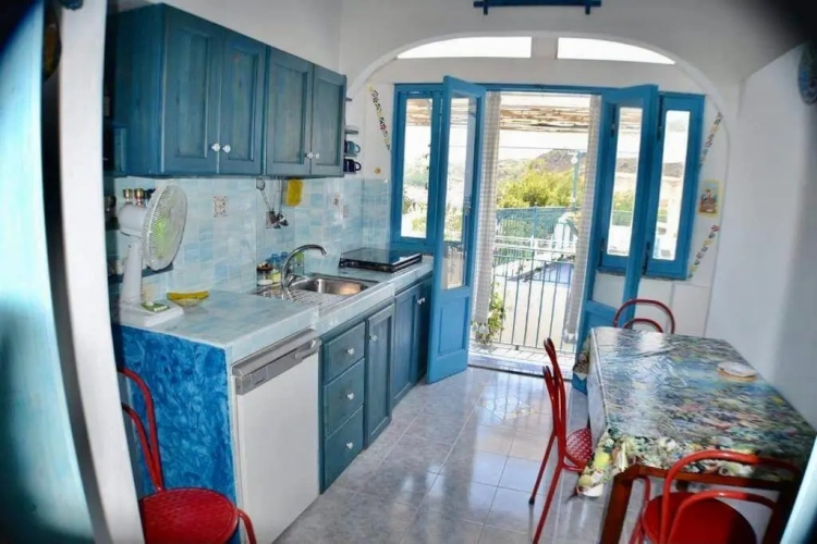 2 Bedrooms Cottage