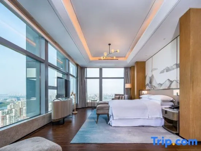 Presidential Double Suite