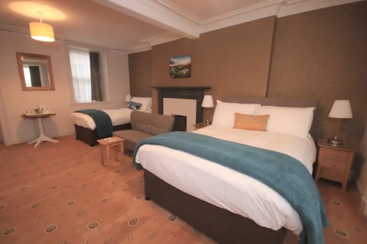 Standard Double Basement room