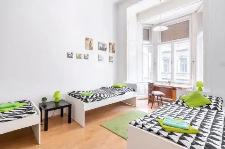 Izabella Home 2 Budapest