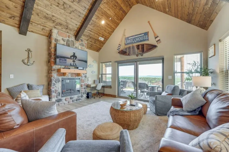 3 Bedrooms Cottage