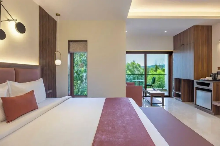 Executive room with balcony