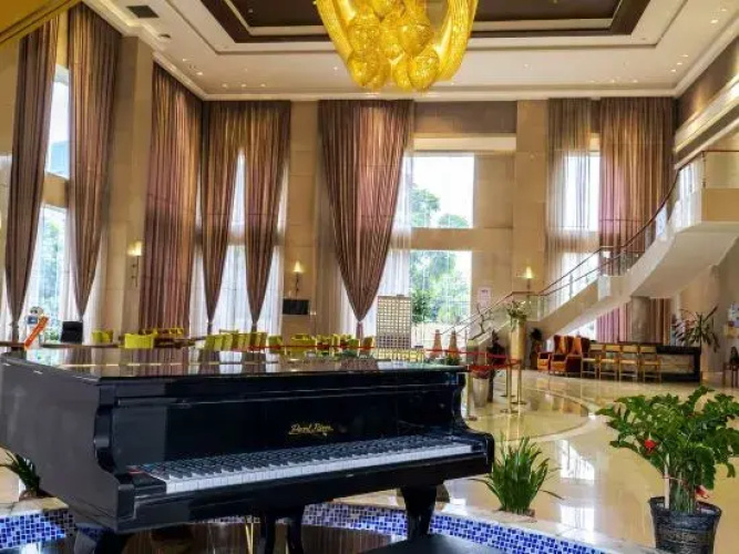 Long Tai Hotel