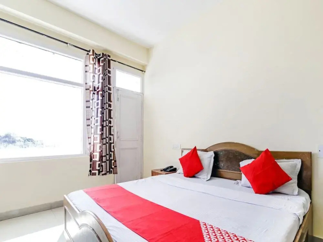 Hotel Modgil by OYO Rooms