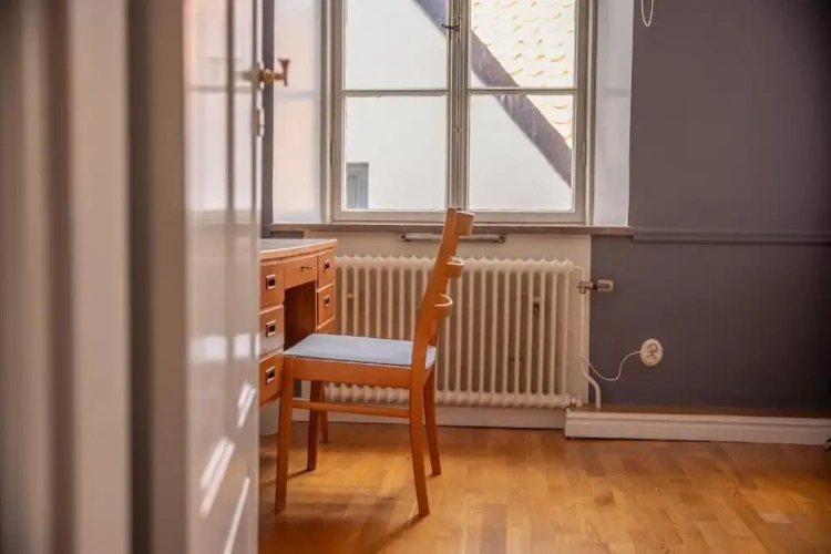 2 Bedrooms Apartment