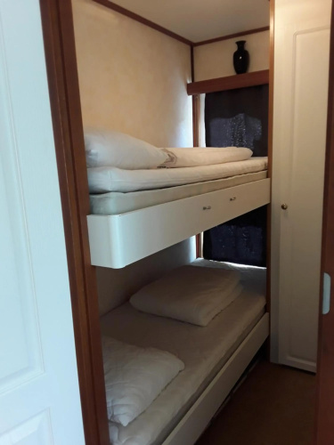 Marina beach chalet nummer 28
