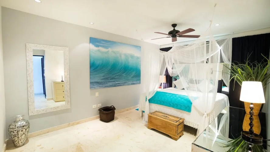 Elements 223 2 Bedroom Condo by Redawning