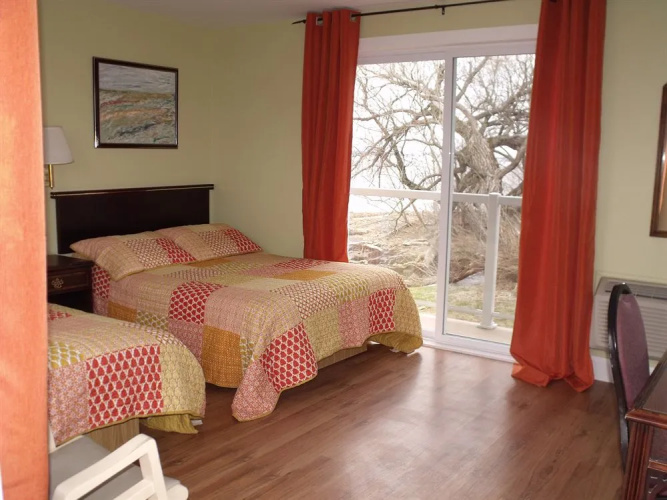 La Plage Motel
