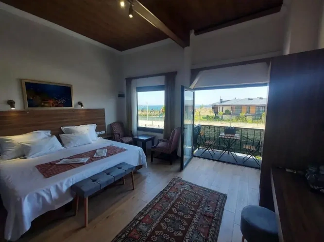 Superior Quadruple room with balcony and with sea view
