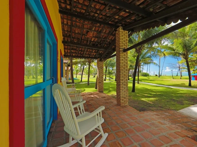 Cottage with balcony and with sea view