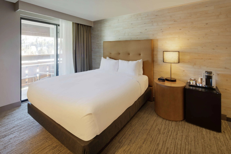 Highline Vail — a DoubleTree by Hilton