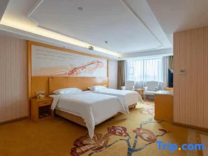 Deluxe Quadruple Suite