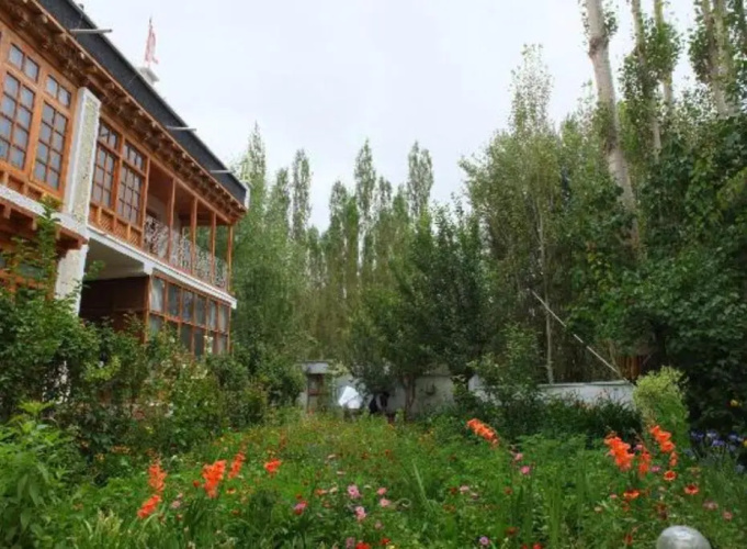 Hotel Ladakh Greens