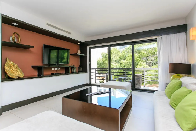 Aldea Thai 1132 2 Bedrooms by RedAwning