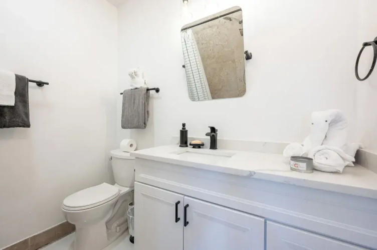 Lighthouse Guest Suites