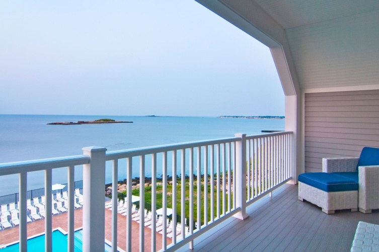 Water's Edge Resort & Spa photo 8