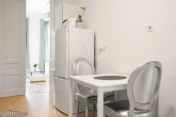 Comfort 2BR Apt Long Stay Friendly