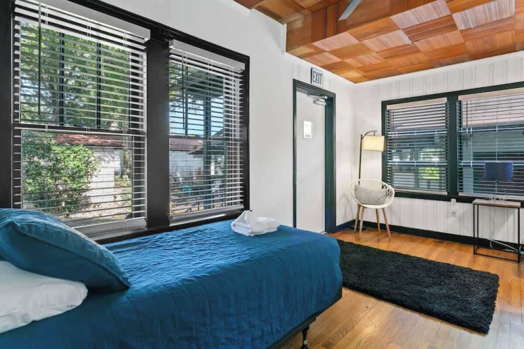 Unique Pet Friendly Bungalow in St Augustine
