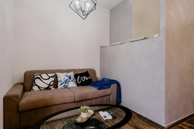 LA88 Bayview Apartment I