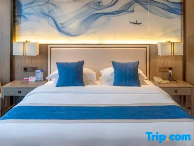 Executive Double room with lake view