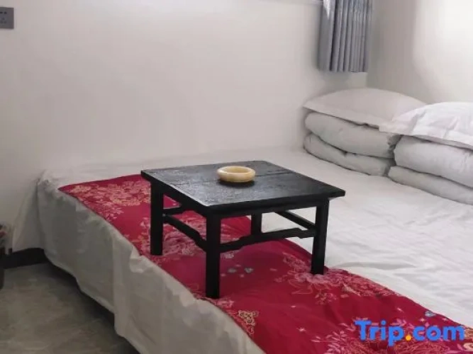 Economy Triple room