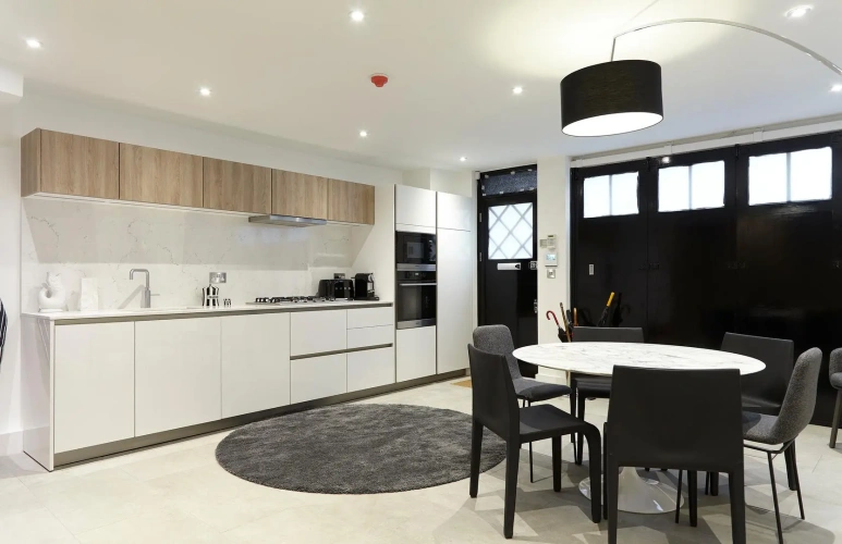 3 Bedrooms Cottage