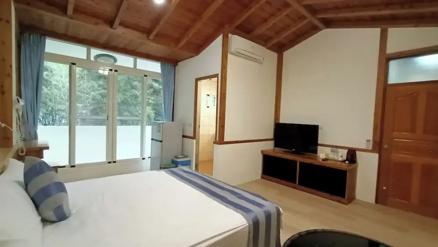 Standard Double room with mountain view