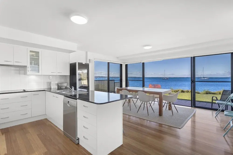 Soldiers Point Road Unit 1 197
