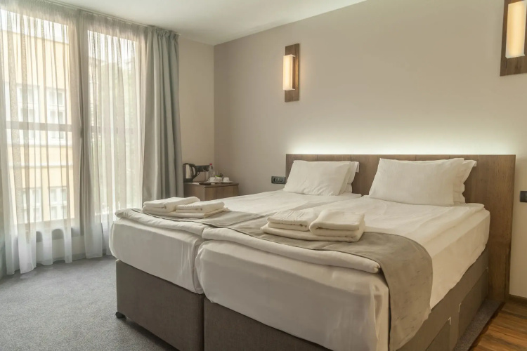 Hugo hotel