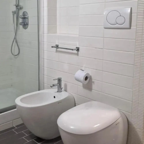 2 Bedrooms Apartment with balcony and with city view