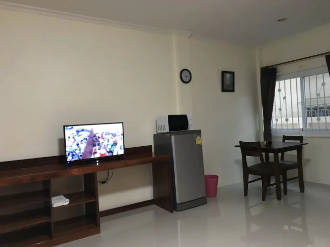 Thathong House