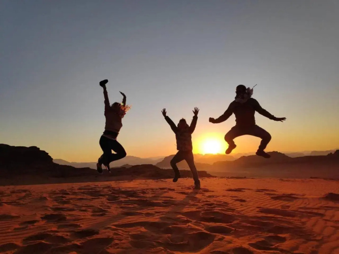 SANTANA wadi rum