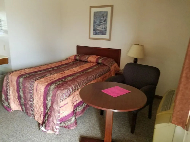 Midwest inn motel