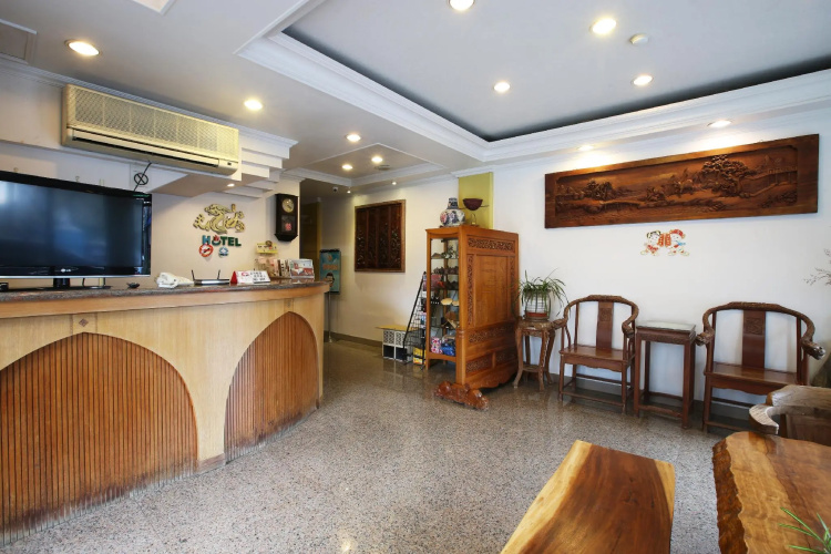 Long Shan Hotel