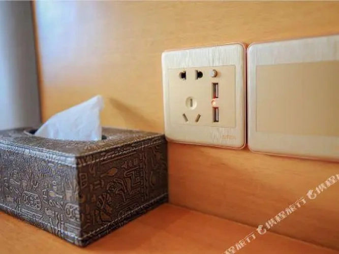 Quadruple Family Suite