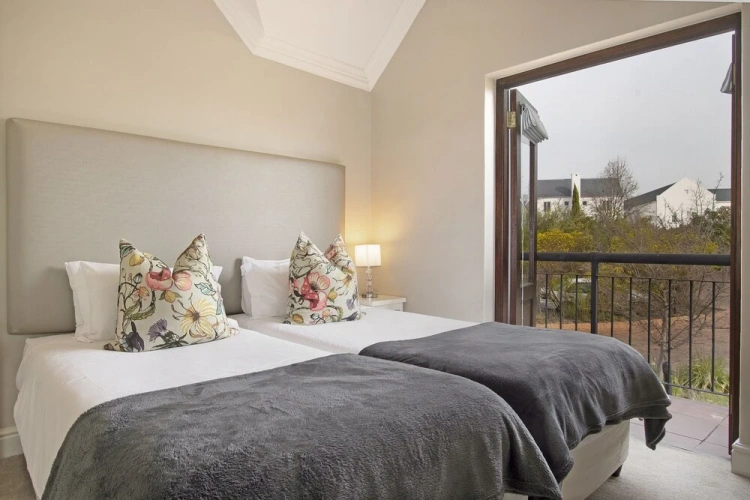 3 Bedrooms Cottage