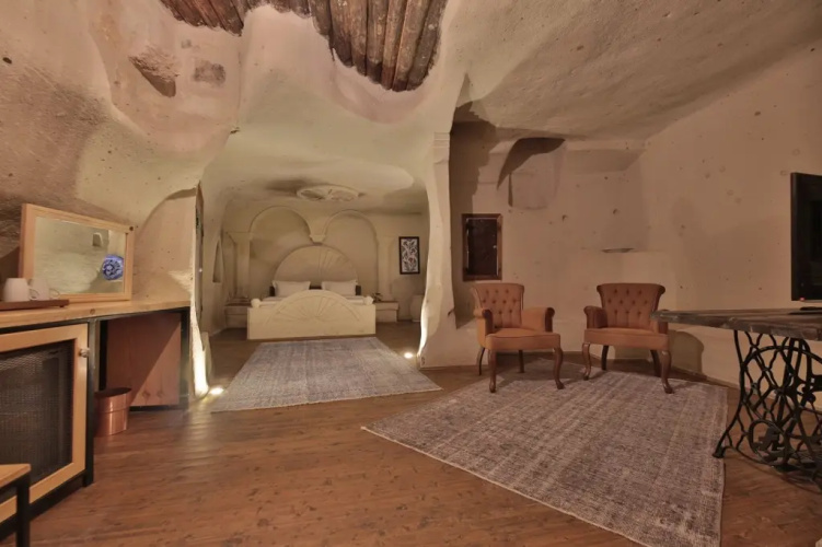 Deluxe Suite