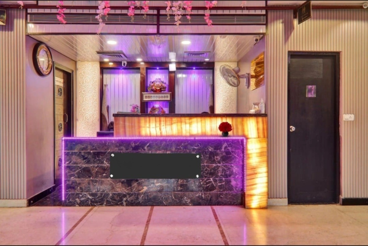 Hotel Cosmos
