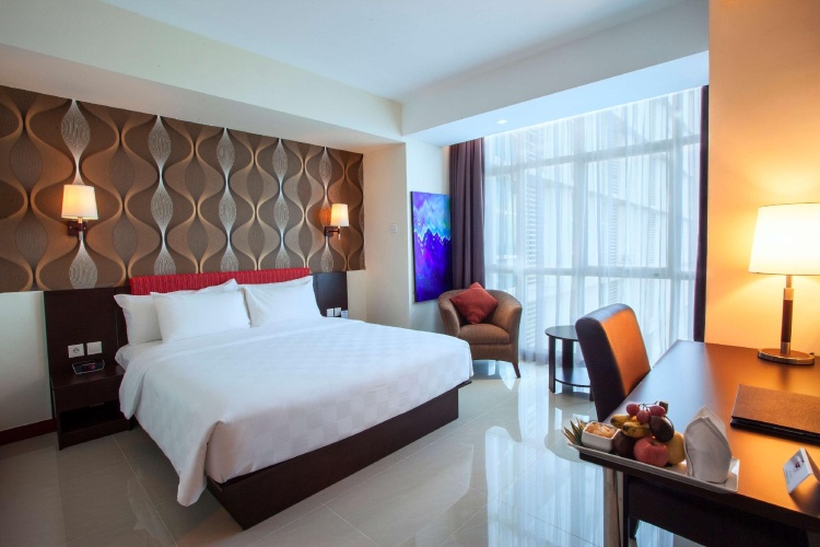 Deluxe Double room with city view