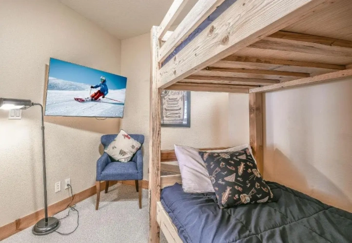 4 Bedrooms Standard room