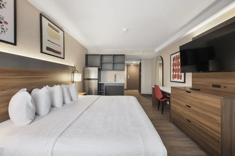 Double Suite